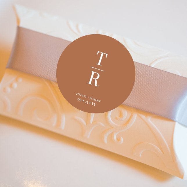 Pegatina Redonda Moda Terracotta Monogramed Wedding Favor (Subido por el creador)
