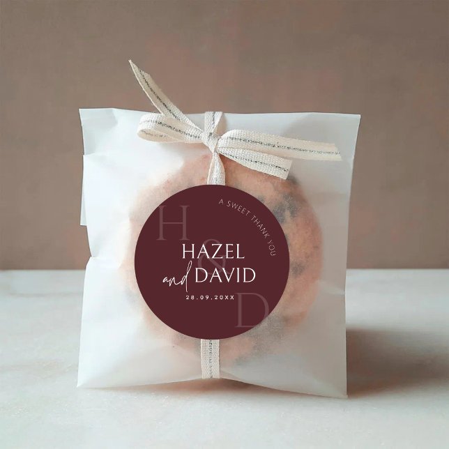 Pegatina Redonda Modern Burgundy Monogram Minimalist Wedding (Subido por el creador)