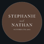 Pegatina Redonda Modern Dark Brown Minimalist Wedding<br><div class="desc">Simple minimalist dark chocolate brown wedding stickers. Perfect for a spring,  summer,  fall or winter wedding. The modern calligraphy script font pairs beautifully with a traditional serif font.</div>