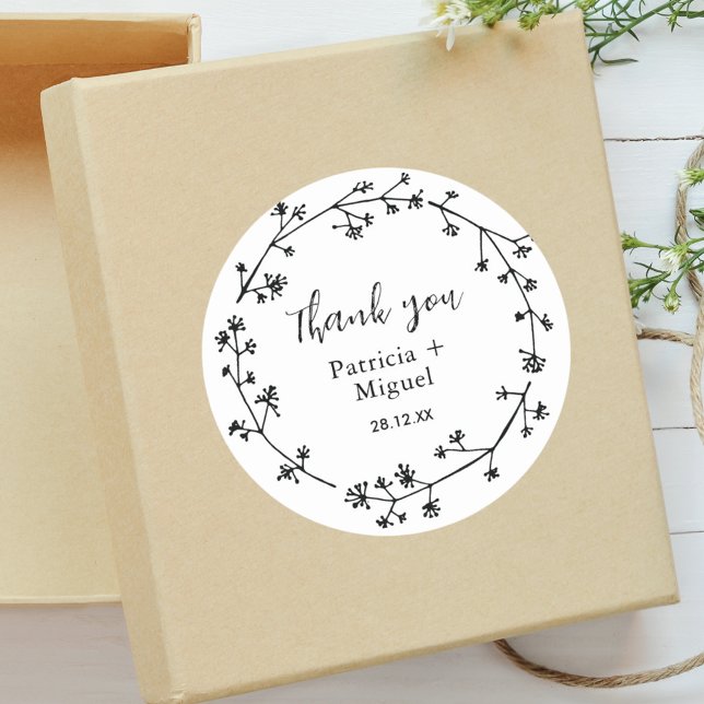 Pegatina Redonda Moderno Agradecimiento de Boda Folk Rústico de Flo (Rustic wildflower sticker adds timeless floral elegance to wedding thank you favors.)