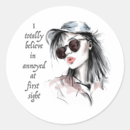 Pegatina Redonda Molesto a primera vista