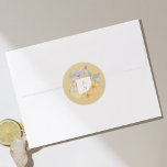 Pegatina Redonda Monograma de Boda floral de color de agua de cítri<br><div class="desc">¡Sombrereros de bodas dulces, tangenciales y cítricos que se infunden con el amor! Nuestra moderna colección de bodas de cítricos de cócteles florales en el paraíso capta un cóctel de verano. Elementos de cítricos mezclados a la perfección con un aromático ramo de flores de verano. Paleta suave de color inspirada...</div>
