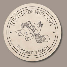 Pegatina Redonda Monograma de gato con mano yarn hecho con amor