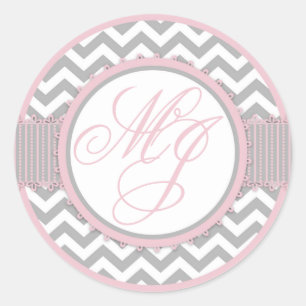 Pegatina Redonda Monograma de impresión de Chevron rosa y gris