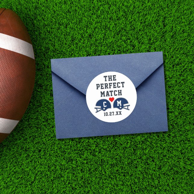 Pegatina Redonda Monograma del Boda de partidos perfecto (Top view stadium romance football wedding monogram envelope seal sticker
)