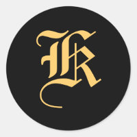 Monograma "K" color dorado sobre negro