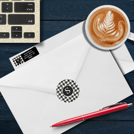 Pegatina Redonda Monograma moderno de Houndstoth en blanco y negro