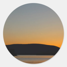 Pegatina Redonda Montaña Silhouette