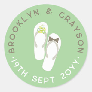 Pegatina Redonda Mr & Mrs Green Flowers Flip Flops Beach Wedding