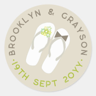 Pegatina Redonda Mr & Mrs Green Flowers Flip Flops Beach Wedding