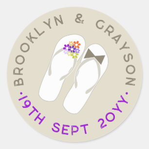 Pegatina Redonda Mr & Mrs Purple Flowers Flip Flops Beach Wedding
