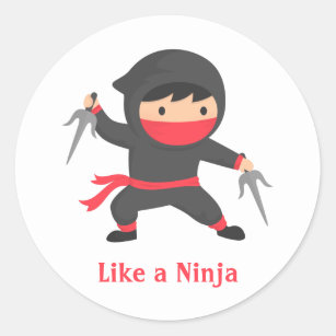 Pegatina Redonda Muchacho lindo de Ninja con las armas de Sai para