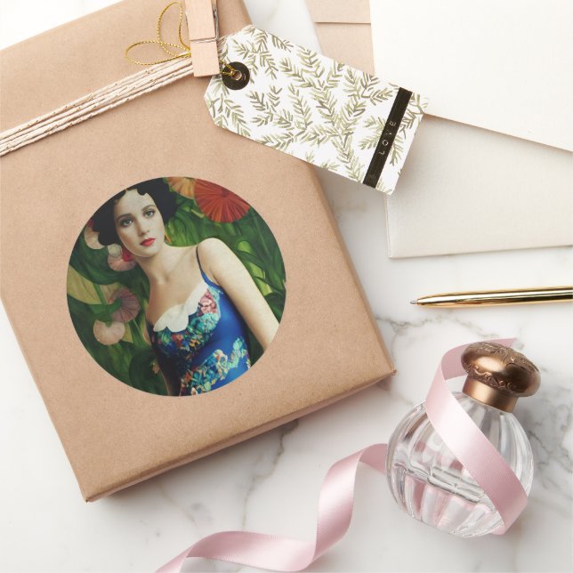 Pegatina Redonda Mujer de estilo Art Déco elegante con grandes flor (Regalar)