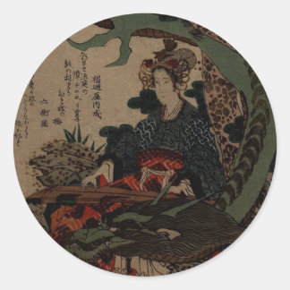 Pegatina Redonda Mujer Jugando Un Koto Con Un Dragón