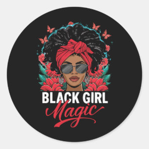 Pegatina Redonda Mujer Negra Afroamericana Con Mariposas Y