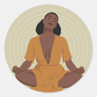 Pegatina Redonda Mujer negra meditando, estilo boho