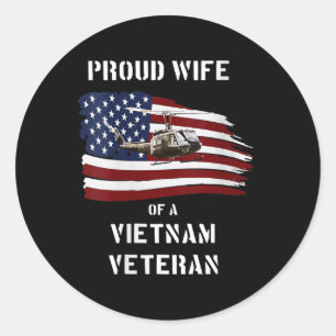 Pegatina Redonda Mujer Orgullosa Esposa De Un Veterano Vietnamita C