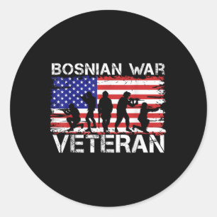Pegatina Redonda Mujeres bosnias veteranas de guerra