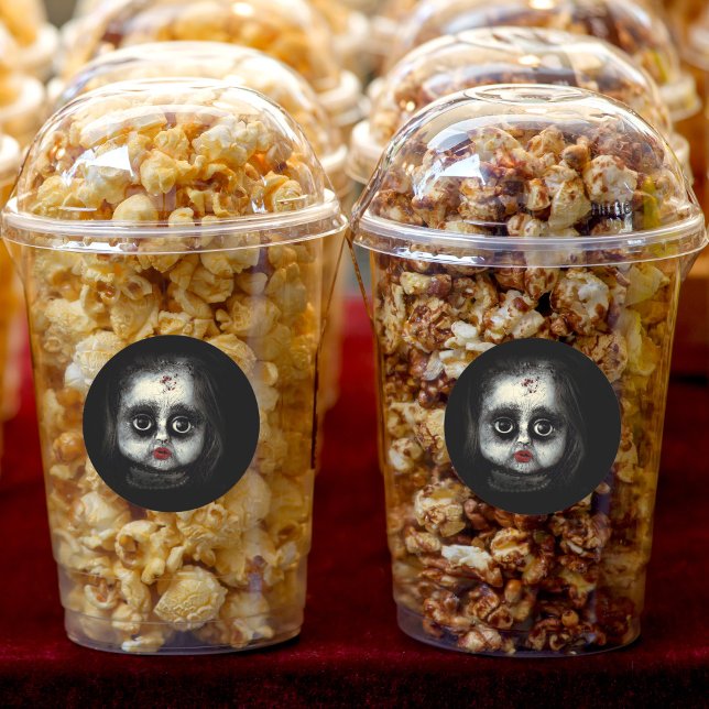 Pegatina Redonda Muñeca Gótica Espeluznante con Salpicaduras de San (These creepy Gothic doll stickers look awesome on Halloween party favors.)
