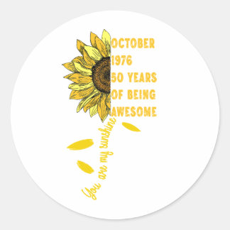 Pegatina Redonda Nacido en octubre de 1966 Girasol 60 cumpleaños 60