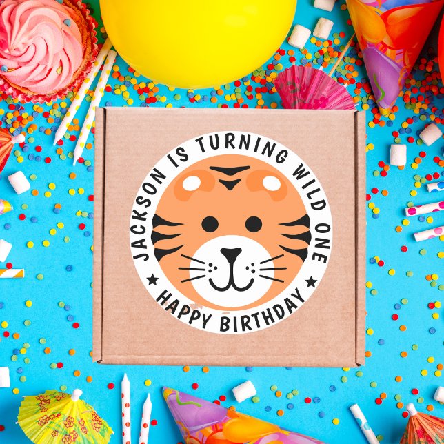 Pegatina Redonda Nacimiento de animales salvajes de una jungla Safa (Subido por el creador)