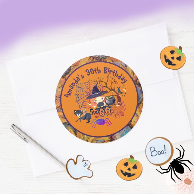 Pegatina Redonda Naranja de la fiesta de cumpleaños de brujas de Ha (Halloween Witch Birthday Party Orange Classic Round Sticker)