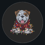 Pegatina Redonda Navidades De Bulldog Ingleses Cuidan A Santa Masco<br><div class="desc">Navidades Del Bulldog Inglés Cute Santa Mascota Para Los Amantes De Los Animales 1</div>