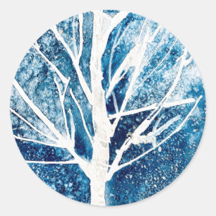 Pegatina Redonda Navidades del árbol de abedul blanco de invierno