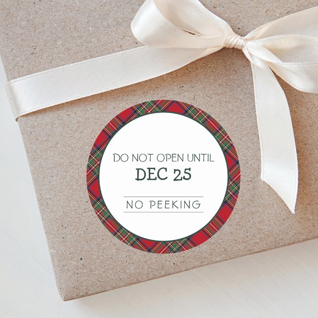 Pegatina Redonda Navidades Red Green Plaid Stewart Tartán (Rustic Plaid Do Not Open Stewart Tartan Classic Round Sticker)