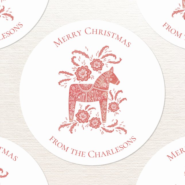 Pegatina Redonda Navidades rojos de Caballo de Dala en Suecia (Swedish Dala horse red and white Merry Christmas personalized stickers)