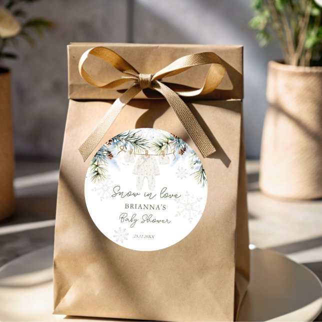 Pegatina Redonda Nieve enamorada copos de nieve ducha de bebé de in (Snow in love snowflakes winter baby shower favor stickers)