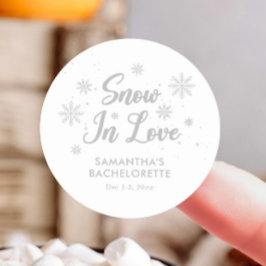 Pegatina Redonda Nieve enamorada Soltera de invierno blanco
