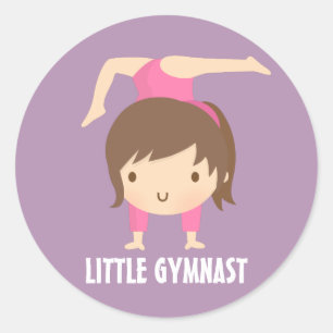 Pegatina Redonda Niña Gimnasta Adorable Pose de Gimnasia