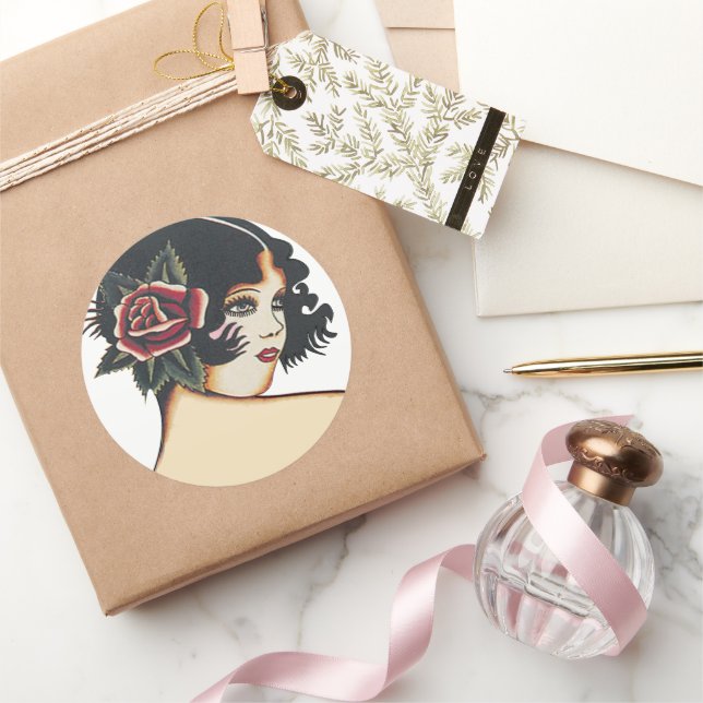 Pegatina Redonda Niña virgen (Regalar)