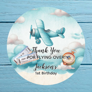 Pegatina Redonda Niño Lindo Azul Avión Viajes Cumpleaños Personaliz