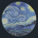 Pegatina Redonda "Noche estrellada" por Van Gogh<br><div class="desc">Este diseño presenta una reproducción de muy alta resolución del famoso cuadro de Van Gogh "Starry Night".</div>