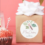Pegatina Redonda Nombre de familia Merry Christmas Berry Foliage Sc<br><div class="desc">nombre de familia Merry Christmas Berry Foliage Script Pegatina de redondeo clásico</div>