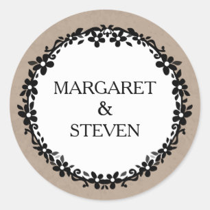 Pegatina Redonda Nombres de bordes florales de Boda blanco y negro