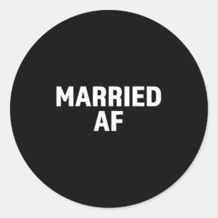 Pegatina Redonda Novia Y Groom Casados Con Un Boda Matemático