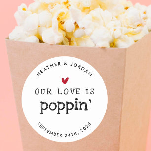 Pegatina Redonda Nuestro amor es el Boda de Poppin Popcorn Favor