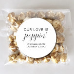 Pegatina Redonda Nuestro amor es la fiesta de compromiso Boda de Po<br><div class="desc">Nuestro amor es el Boda de Poppin Engagement Party Classic Round Pegatina</div>