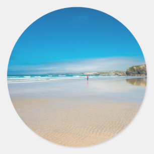 Pegatina Redonda Nuevo muelle en la costa norte de Cornualles. Ingl