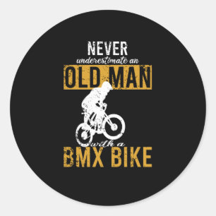 Pegatina Redonda Nunca subestimar al viejo BMX Bike Dad Abuelo