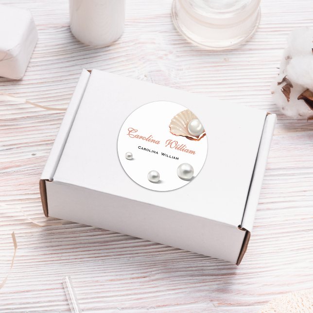 Pegatina Redonda Océan una pequeña perla bajo la ducha de bebé. (Subido por el creador)