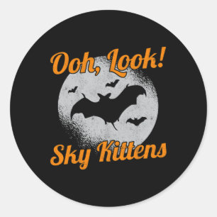 Pegatina Redonda Oh Look Sky Kittens Bat Halloween Bats