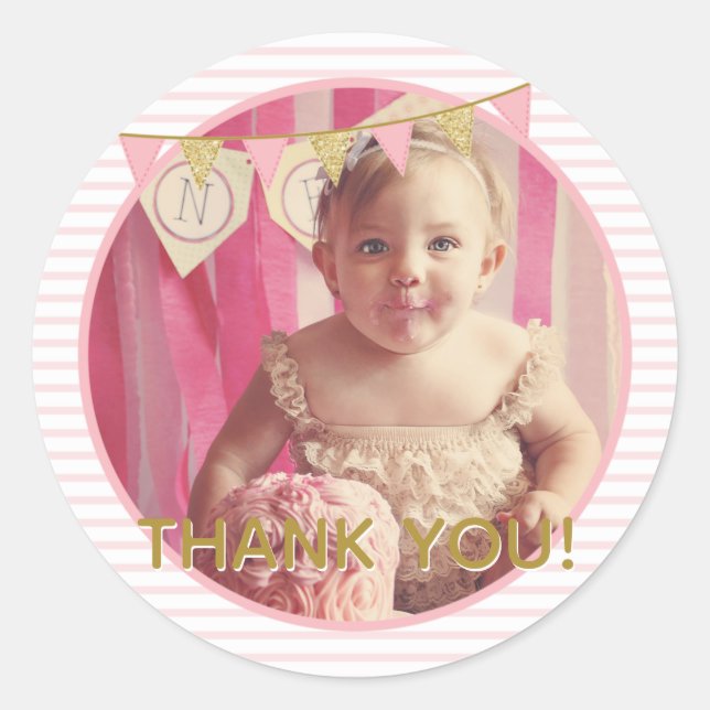 Pegatina Redonda Oh Qué Diversión de ser un primer cumpleaños rosad (Anverso)