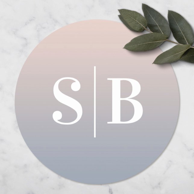 Pegatina Redonda Ombre Monogramado Boda rosa claro y azul turbio (Subido por el creador)