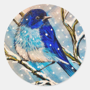 Pegatina Redonda Pájaro azul de montaña en nieve Navidad