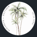 Pegatina Redonda Palm Tree Tropical | Boda mínimo<br><div class="desc">Las playas de arena y las brisas cálidas son el objeto de este diseño. Celebra tu tema boda tropical con nuestro sencillo y mínimo diseño de palmeras. Este diseño es totalmente personalizable y los colores se pueden intercambiar a su gusto.</div>