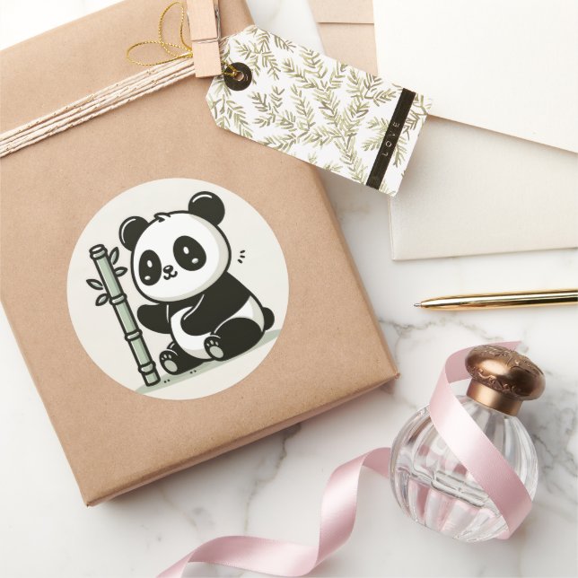 Pegatina Redonda Panda lindo con bambú (Regalar)